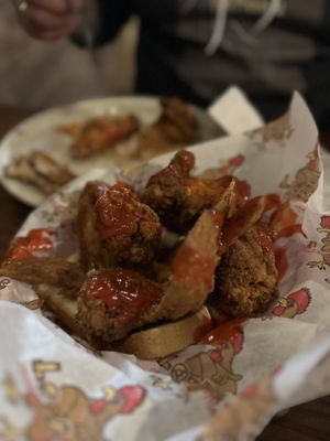 Lo-Lo's Chicken & Waffles by null