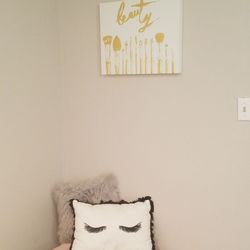 Glow Luxury Beauty Bar
