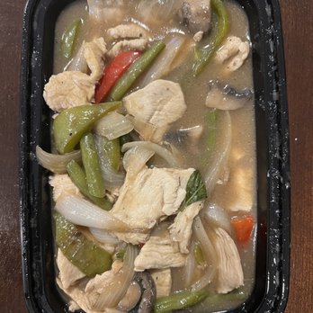 Phattra Thai Restaurant - Pad Kra Pao - Thai Near Me - Metuchen, New Jersey Phattra Thai Restaurant - Pad Kra Pao - Thai Near Me - Metuchen, New Jersey
