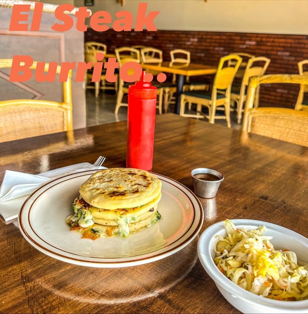 El Steak Burrito - Photo 3
