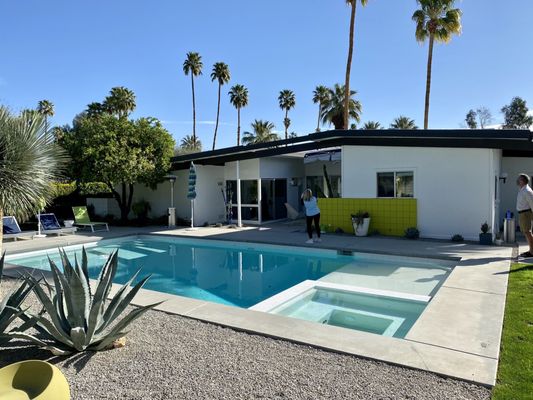 Palm Springs Mod Squad (Architecture Tours) by null