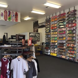 Skate Warehouse - Indoor shot