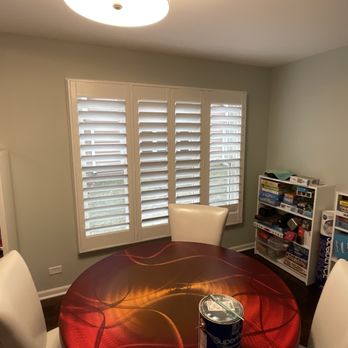 Superior View - Dining Room Hunter Douglas Plantation Clearview bifold Shutters. Buffalo Grove, IL - Shades & Blinds Near Me - Northbrook, Illinois Superior View - Dining Room Hunter Douglas Plantation Clearview bifold Shutters. Buffalo Grove, IL - Shades & Blinds Near Me - Northbrook, Illinois