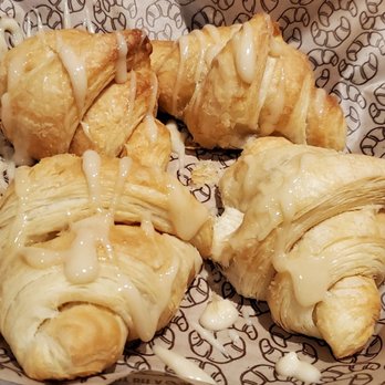 Cheddar's Scratch Kitchen - Appetizers sweet croissants - American Near Me - Gainesville, Georgia