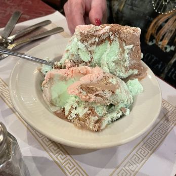 Deluca's Restaurant - Spumoni - Pizza Near Me - Westland, Michigan Deluca's Restaurant - Spumoni - Pizza Near Me - Westland, Michigan