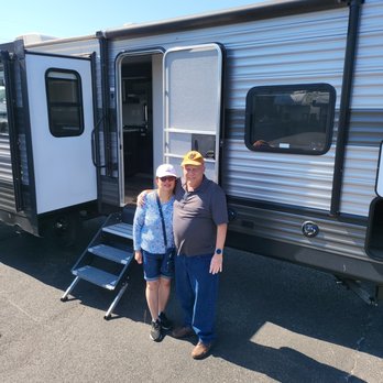 Kramer's Kampers - Edena and I! - RV Dealers Near Me - Zion, Illinois Kramer's Kampers - Edena and I! - RV Dealers Near Me - Zion, Illinois
