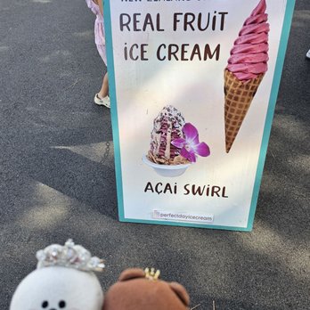 Perfect Day Real Fruit Ice Cream - Sidewalk sign - Ice Cream & Frozen Yogurt Near Me - Waipahu, Hawaii Perfect Day Real Fruit Ice Cream - Sidewalk sign - Ice Cream & Frozen Yogurt Near Me - Waipahu, Hawaii