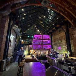 Angel Share - Beautiful interior.