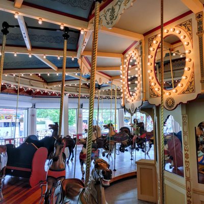 Seabreeze Amusement Park by null