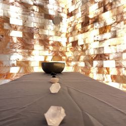 Nitya Vink - Crystals, singing bowls, gong, aroma therapy always available for you.