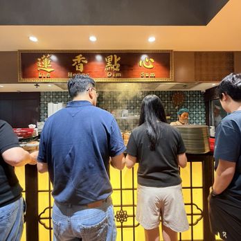 蓮香茶室 - Queue for goods - Cantonese Near Me - Hong Kong, HK