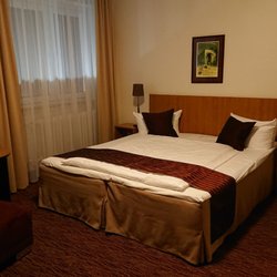 Comfort Hotel tom Kyle