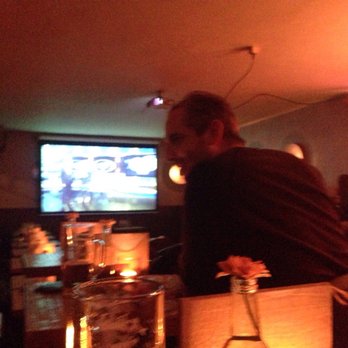 Amanda 66 - Blick auf die Leinwand - Lounges Near Me - Hamburg, HH Amanda 66 - Blick auf die Leinwand - Lounges Near Me - Hamburg, HH