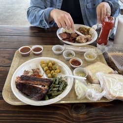 Hill Country Smokehouse - Food