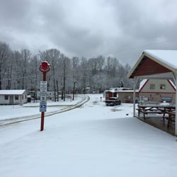 Deep River Campground - The kids were enjoyed to play snow sledding on the hill!