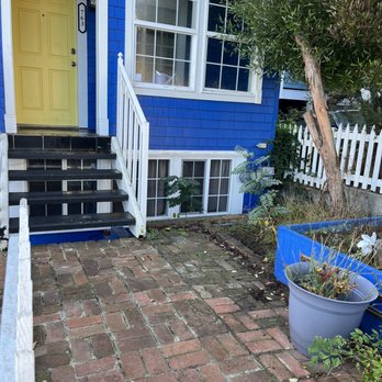 Vigorous Landscaping - Before picture - Landscaping Near Me - Daly City, California Vigorous Landscaping - Before picture - Landscaping Near Me - Daly City, California