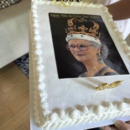 Custom made birthday cake! Custom made birthday cake!