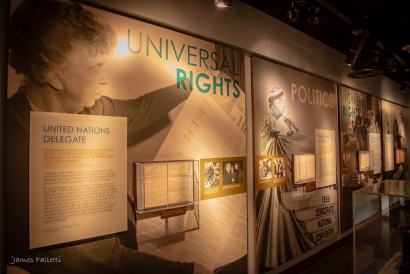 Franklin D. Roosevelt Presidential Library and Museum by null