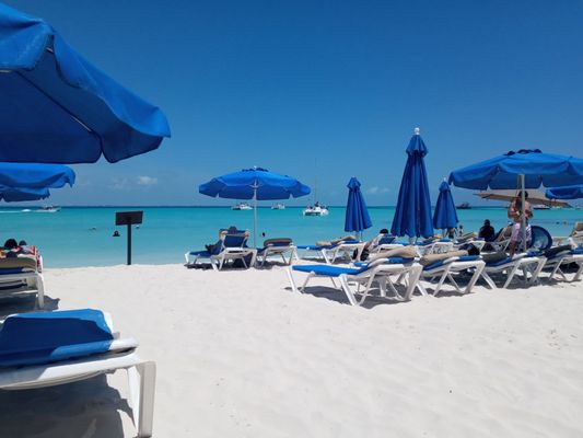 Playa Norte by null