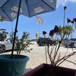 Mile 7 Grill - Parking area