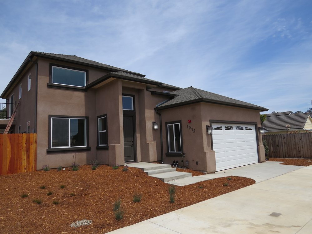 PLUS PROPERTY MANAGEMENT Updated September 2024 21 Photos 1176 E