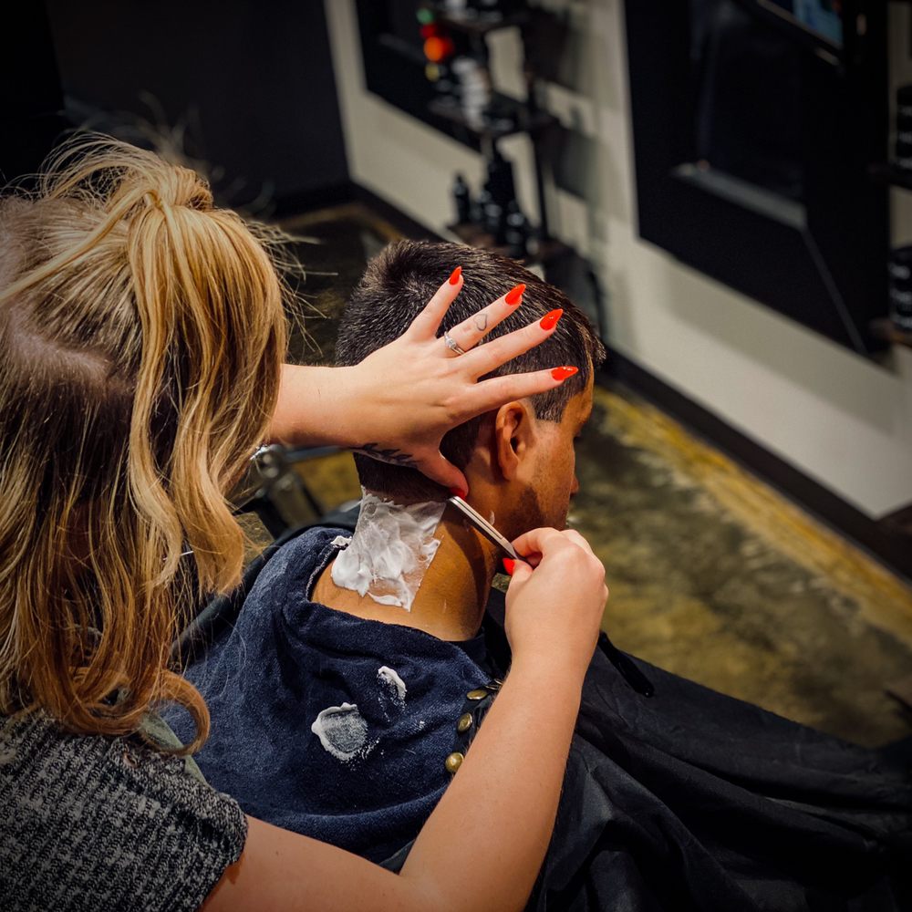 HEADQUARTERS HAIRCUTS FOR MEN Updated August 2024 121 Photos & 51