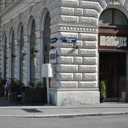 Manolos
