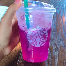 Mango dragon fruit refresher