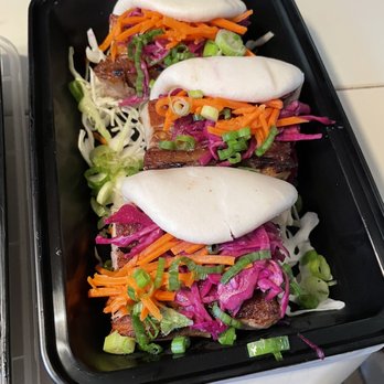 That Won Truck - Pork Belly Bao Buns with Peanut Butter BBQ - Food Trucks Near Me That Won Truck - Pork Belly Bao Buns with Peanut Butter BBQ - Food Trucks Near Me