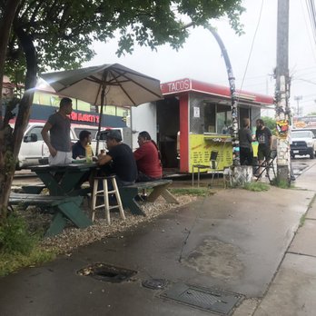 El Primo - There are tables to sit or you can take it to go. I forgot to mention the spicy yet super tasty salsa! - Tacos Near Me - Austin, Texas El Primo - There are tables to sit or you can take it to go. I forgot to mention the spicy yet super tasty salsa! - Tacos Near Me - Austin, Texas