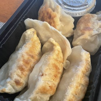 Poke Star - 6 Piece Pork Dumplings - Sushi Bars Near Me - Somerset, New Jersey