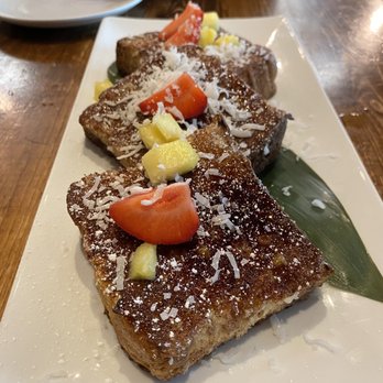 Scratch Kitchen - Brulee'd French Toast - Breakfast & Brunch Near Me - Honolulu, Hawaii