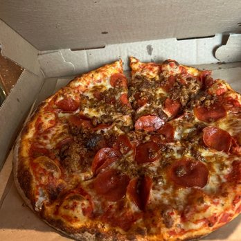 Fiorella's Italian Kitchen - Sausage and pepperoni pizza - Pizza Near Me - Oxon Hill, Maryland Fiorella's Italian Kitchen - Sausage and pepperoni pizza - Pizza Near Me - Oxon Hill, Maryland