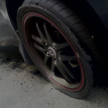 Rapid Road Service - Bad bad tire - Towing Near Me - Sacramento, California Rapid Road Service - Bad bad tire - Towing Near Me - Sacramento, California