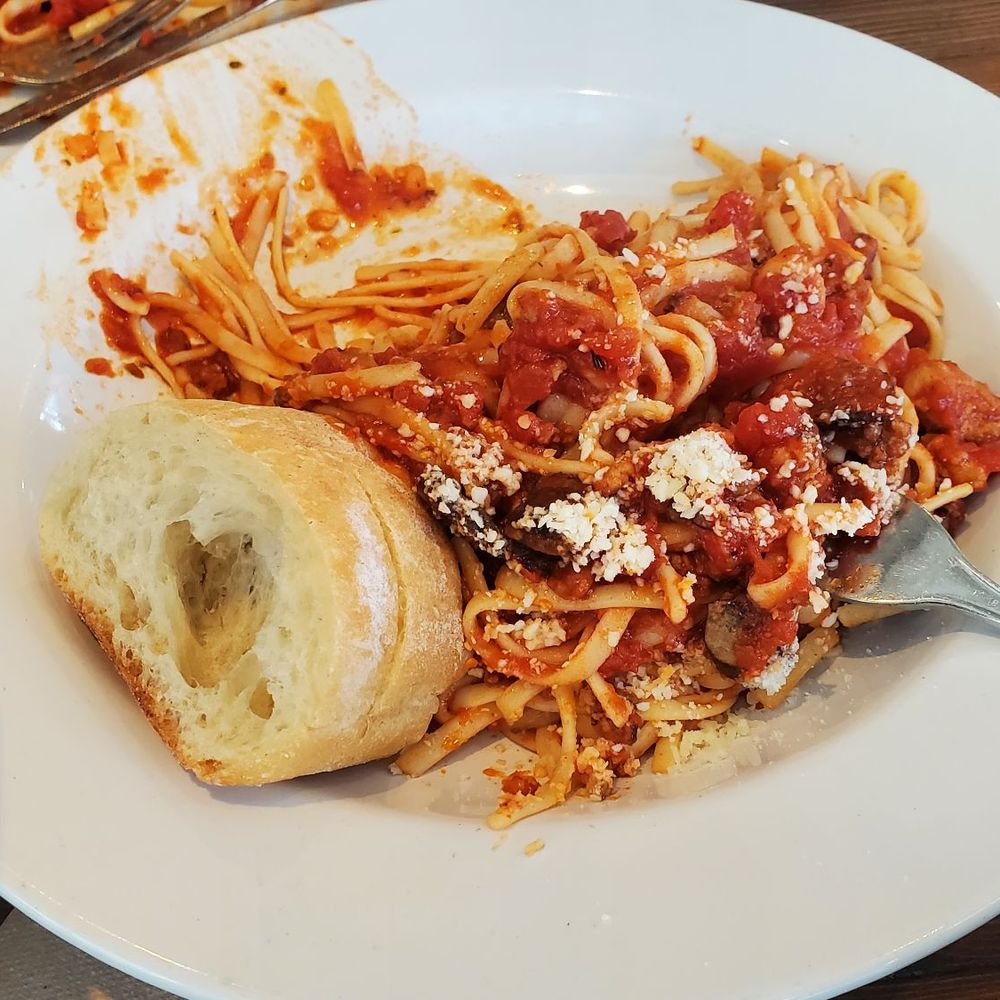 The Venue - Spaghetti with meat sauce - Cafes Near Me - San Francisco, California The Venue - Spaghetti with meat sauce - Cafes Near Me - San Francisco, California