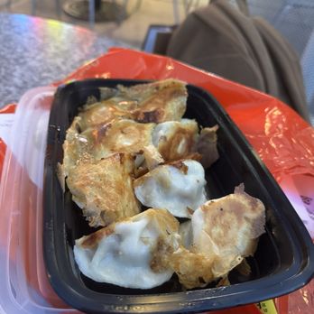 Mom's Dumpling - Dim Sum Near Me - Davis, California