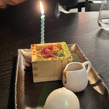 Modan - Sushi Bars Near Me - Tysons, Virginia
