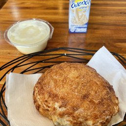Caramel & cheese turnover with flan and oatmeal smoothie.