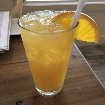 Whalers - My MANmosa. I hate champagne...so I got the man-mosa. A mimosa made with blue moon! - Bars Near Me - Bay Shore, New York Whalers - My MANmosa. I hate champagne...so I got the man-mosa. A mimosa made with blue moon! - Bars Near Me - Bay Shore, New York