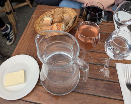 Le Petit Châtelet by null