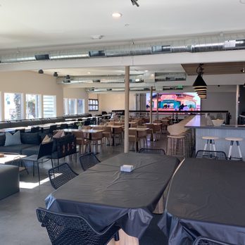 Station Craft - Dining space - Burgers Near Me - Dana Point, California Station Craft - Dining space - Burgers Near Me - Dana Point, California