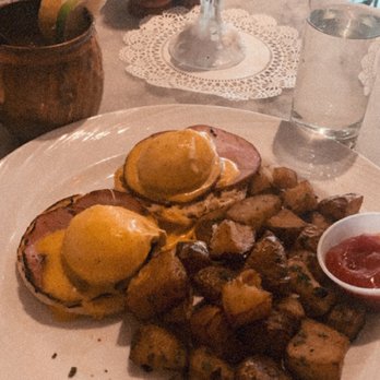 Orange Blossom - Eggs Benedict - Breakfast & Brunch Near Me - Miami Beach, Florida Orange Blossom - Eggs Benedict - Breakfast & Brunch Near Me - Miami Beach, Florida