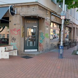 Butjer - Typical district pub and "burger restaurant" in "Hanover-Linden"