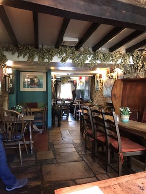 Queens Head Inn by null