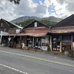 Pops Country Collectibles