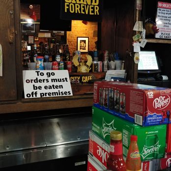 Silky O'Sullivan's - Inside bar - Bars Near Me - Memphis, Tennessee