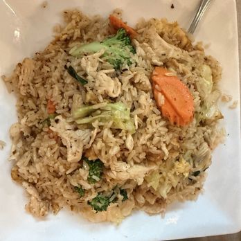 i Thai Bistro - Thai Fried Rice with chicken - Thai Near Me - Phoenix, Arizona i Thai Bistro - Thai Fried Rice with chicken - Thai Near Me - Phoenix, Arizona