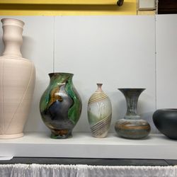 Kiln Gods Pottery - Samples of your instructor's finished ceramics work. Benji specializes in large-scale vases and wheel thrown pieces.