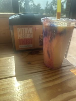 Main Squeeze Juice Co. by null