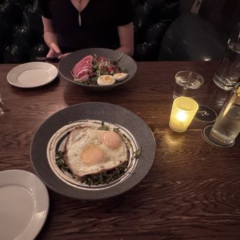 Tanner Smiths - Cocktail Bars Near Me - New York, New York